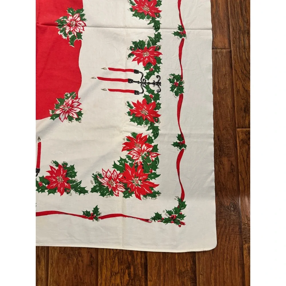 Vintage Christmas Tablecloth‎ Poinsettia Candelabra Red White Green 52x62